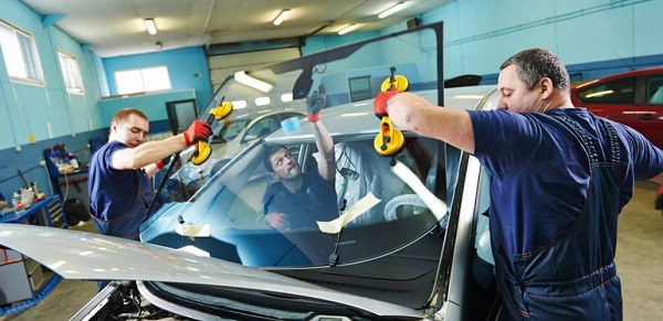 windshield replacement and auto glass repair services